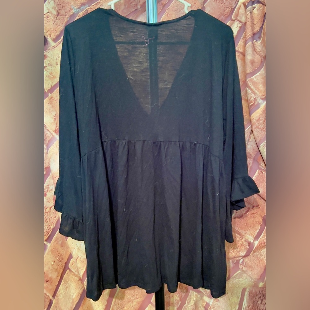 Torrid 3 top - Picture 4 of 4